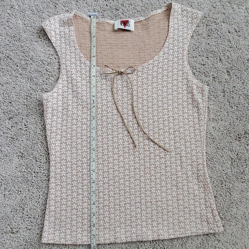 VENUS BLOUSE - Picture 4 of 7